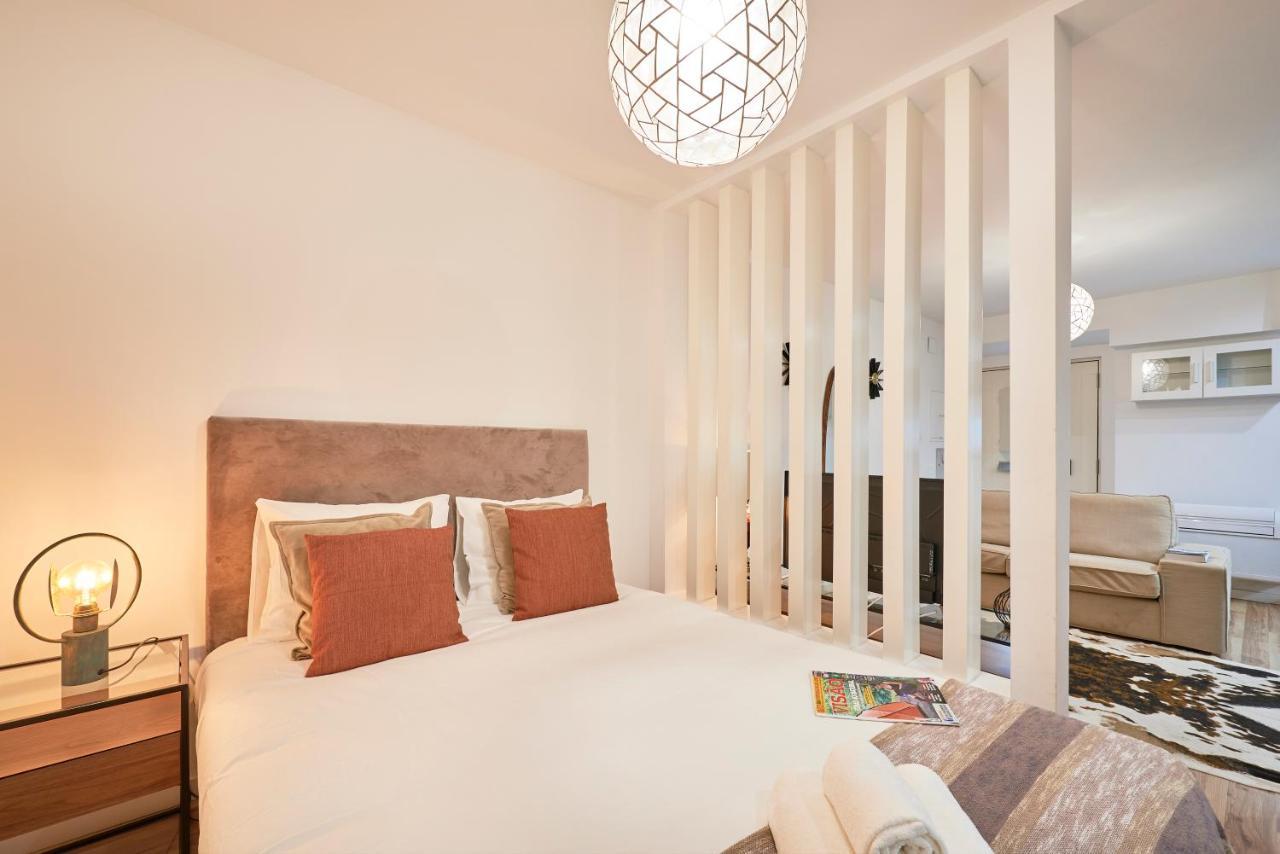 Apartment Charming In Historic Center Lissabon